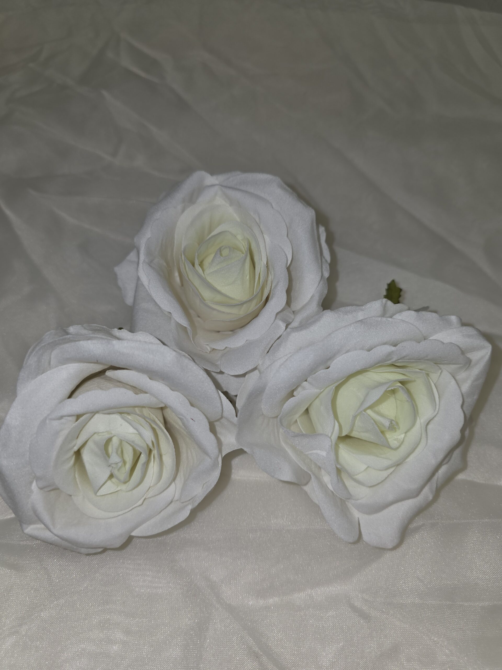 Luxusní textilní hlava růže bílá – 10 cm (Extra velká) Image 3