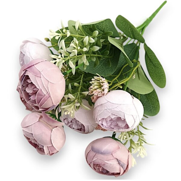 Buket pivoněk fialová