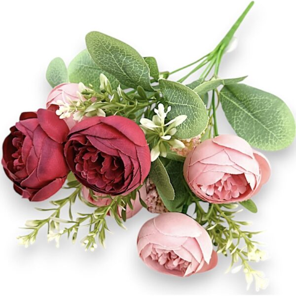 Buket pivoněk červená