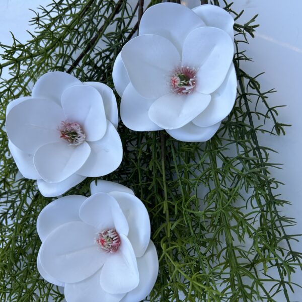 Magnolie Real Touch bílá